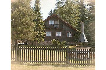 Cehia Chata Nová Paka, Exteriorul